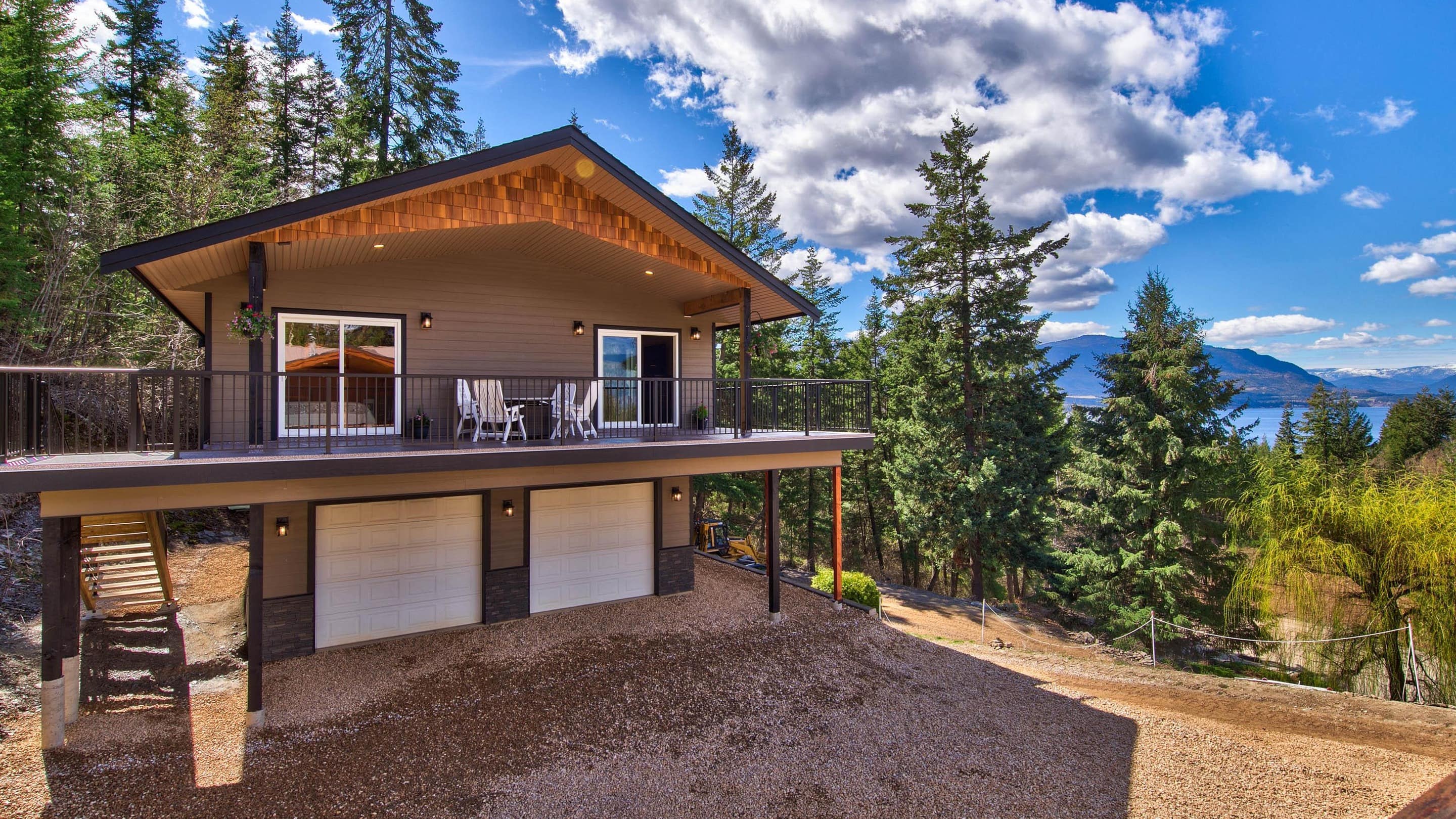 Peace and quiet with Shuswap Lake cabin rentals