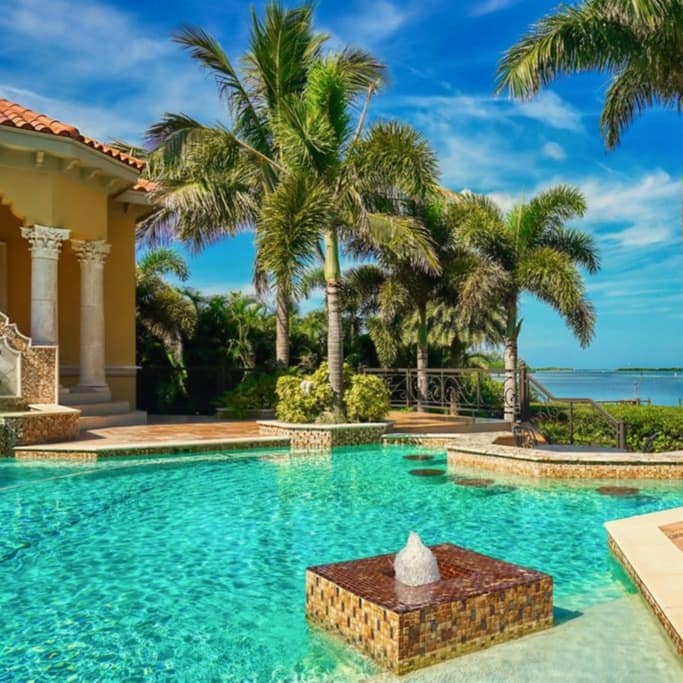 Florida vacation rental home with large pool and patio area