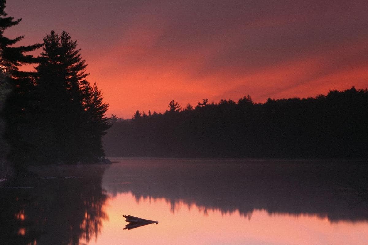 top 10 trails in ontario - Sunrise-over-lake-Ontario - HomeAway