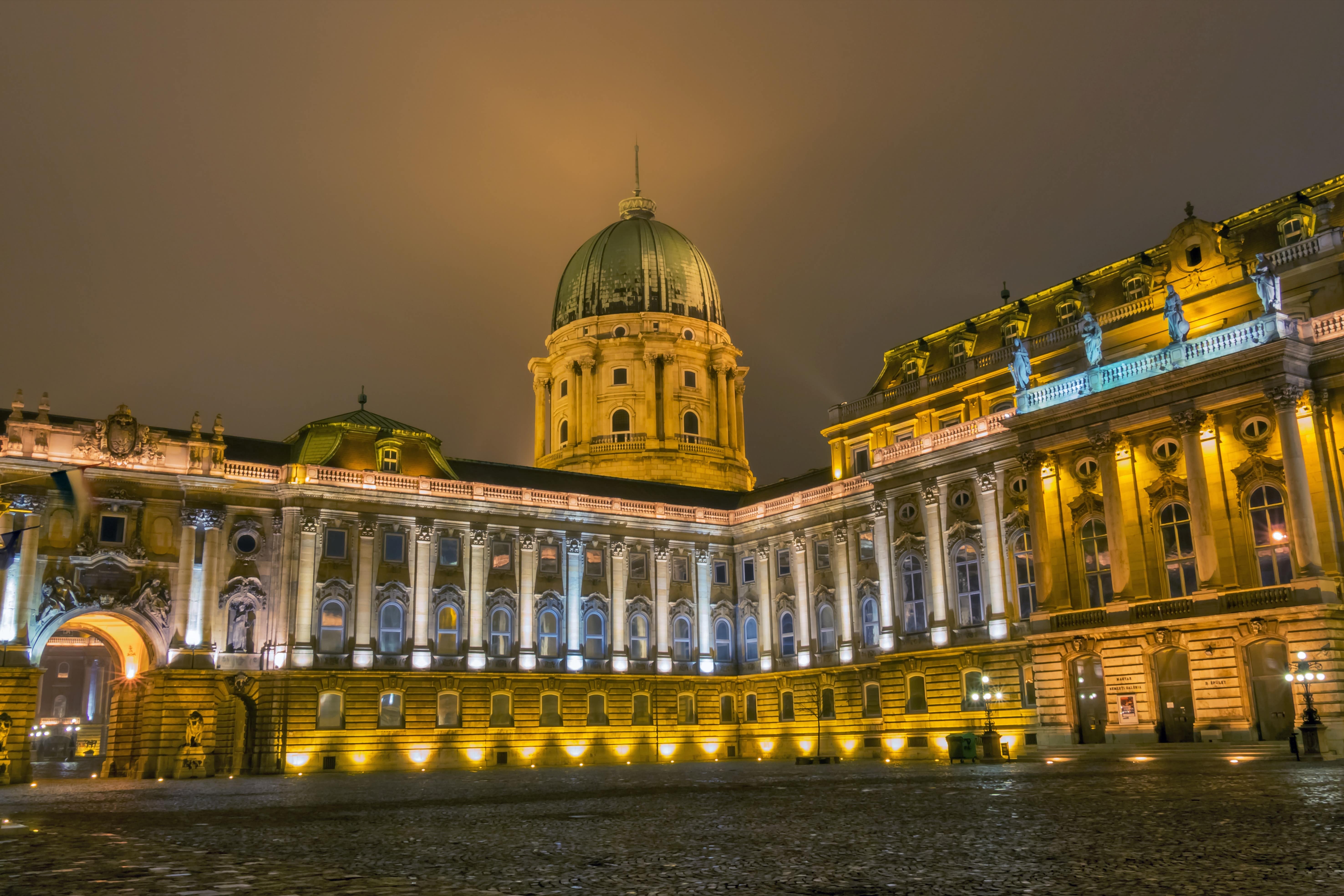 Budapest’s Buda Castle is a real stunner, especially at night
