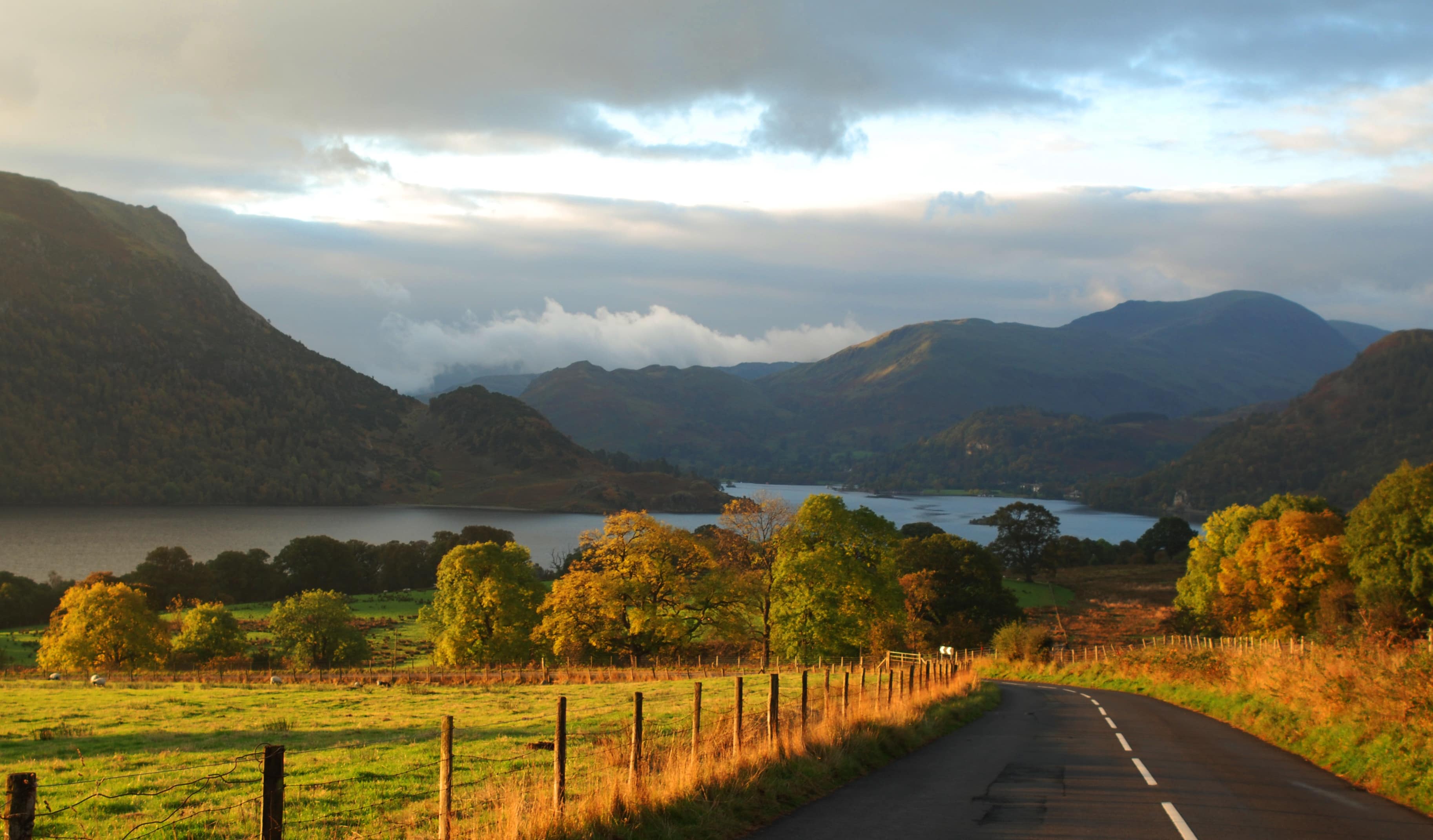 Driving through the Lake District's peaks and waters 