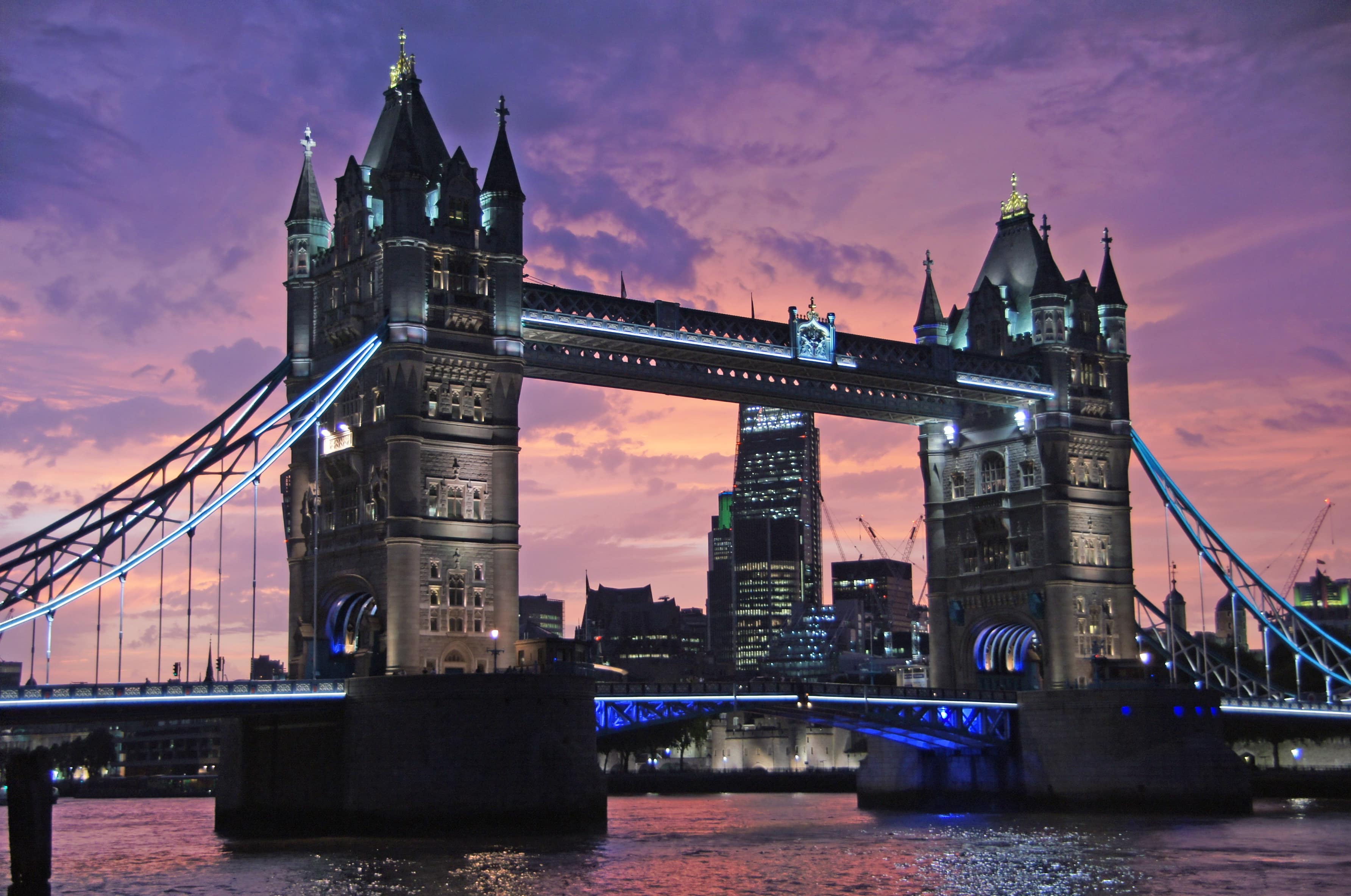 A London city break will give you the chance to visit outstanding attractions