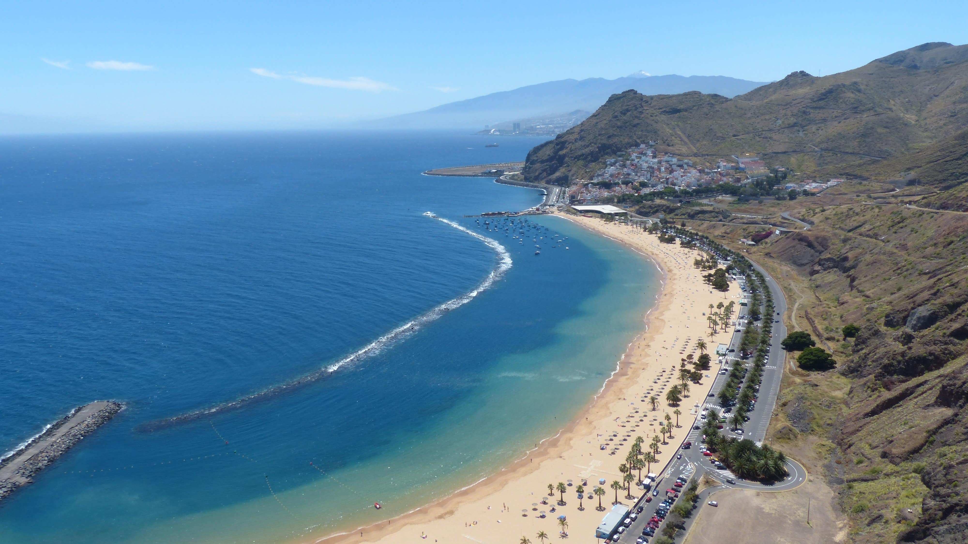 Top 5 neighbourhoods to rent villas in Tenerife