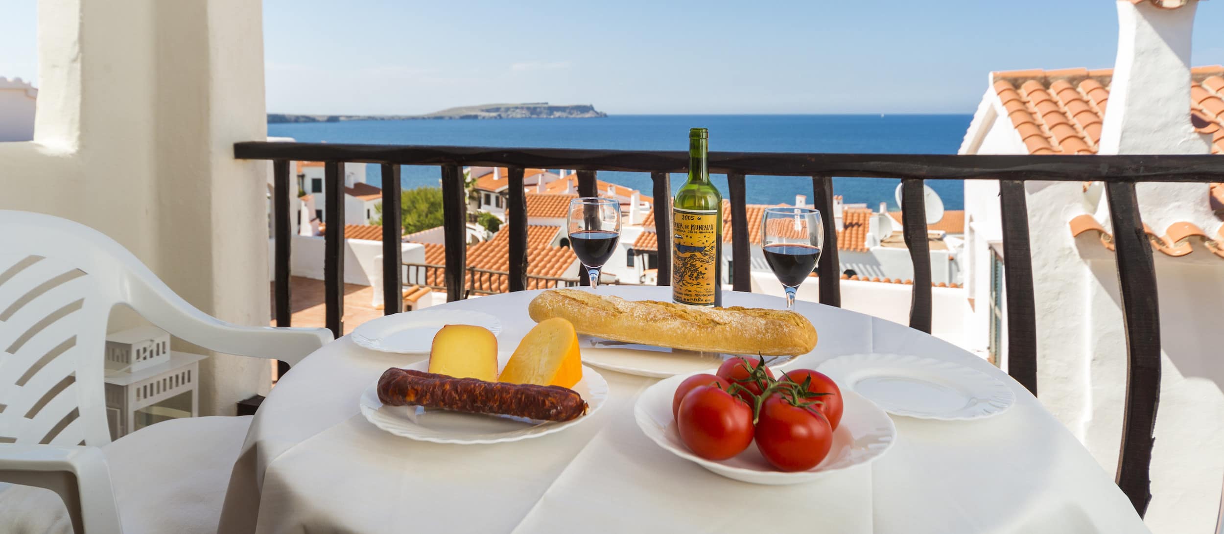 Last minute Menorca accommodation deals