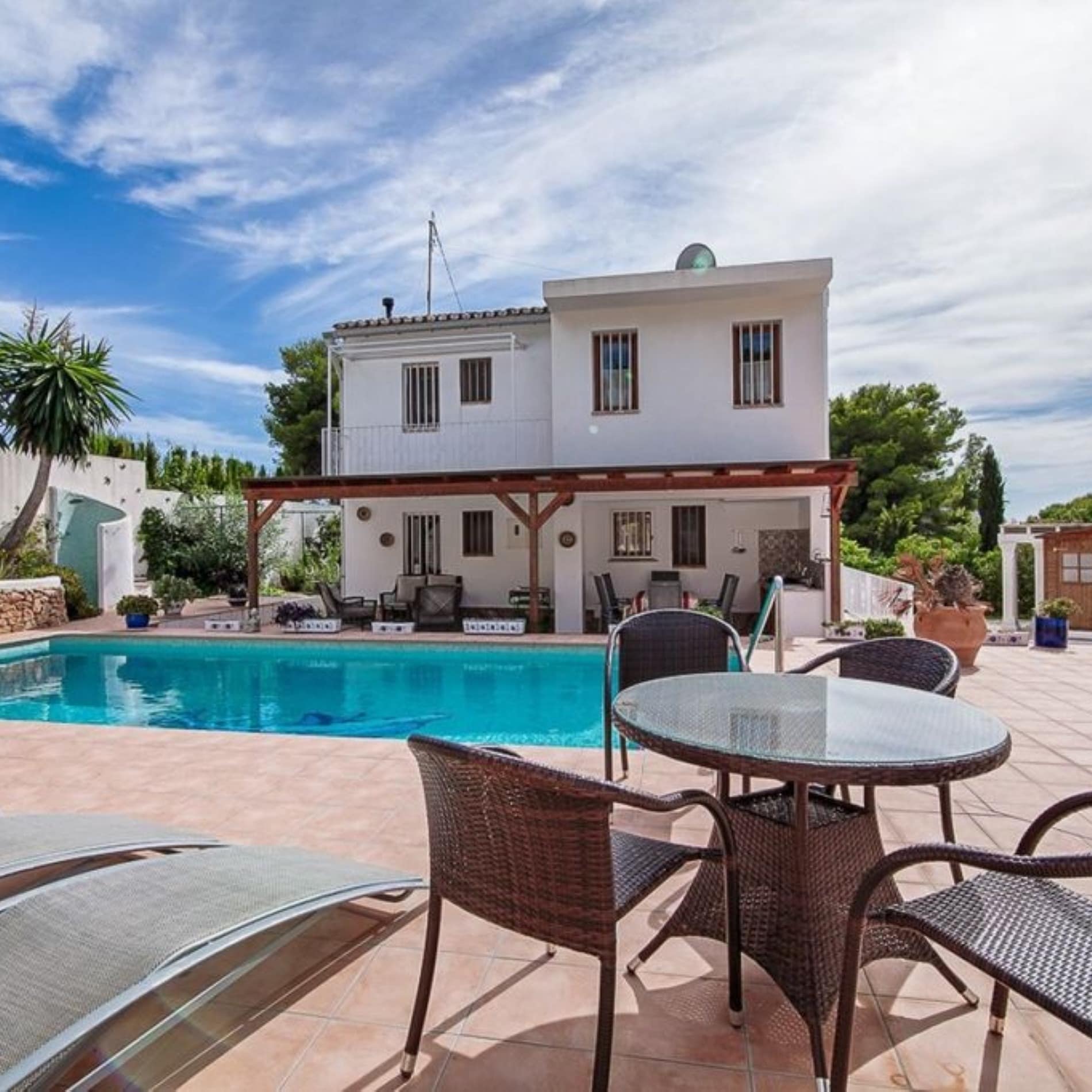 Preciosa casa rural con piscina en alquiler en Benissa