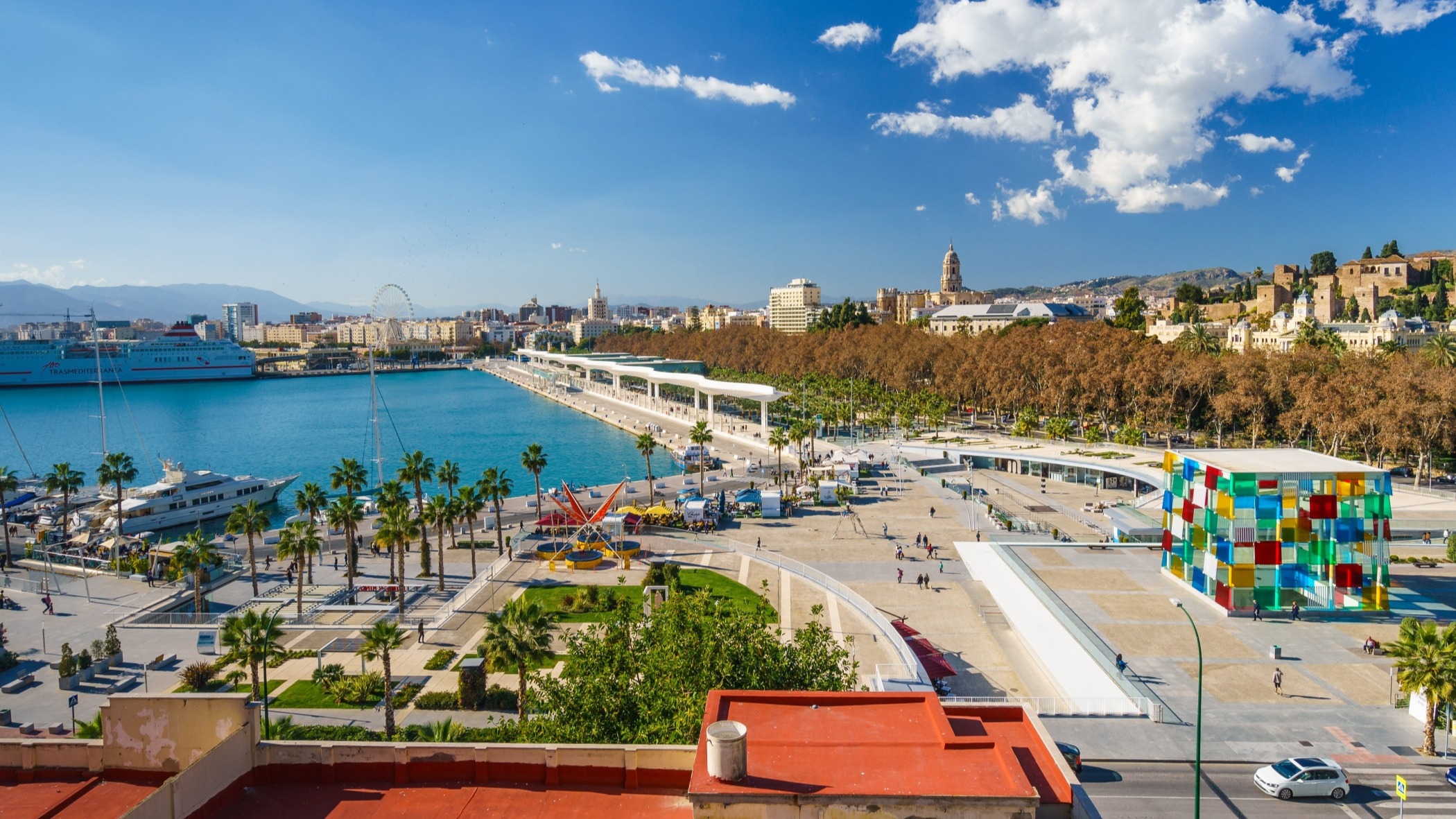 Descubre Málaga desde tu alquiler vacacional