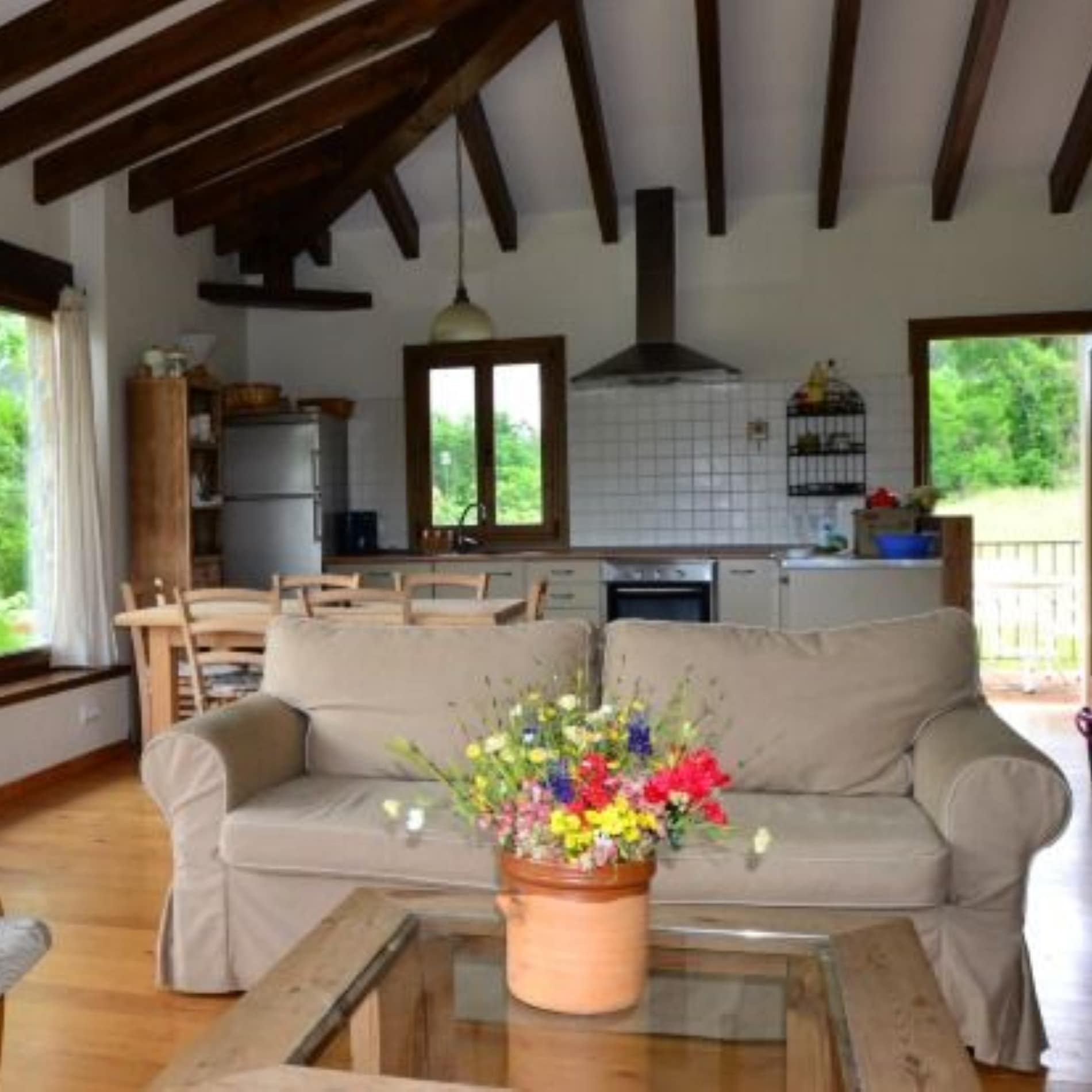 Acogedor interior de una casa rural en Asturias que admite mascotas