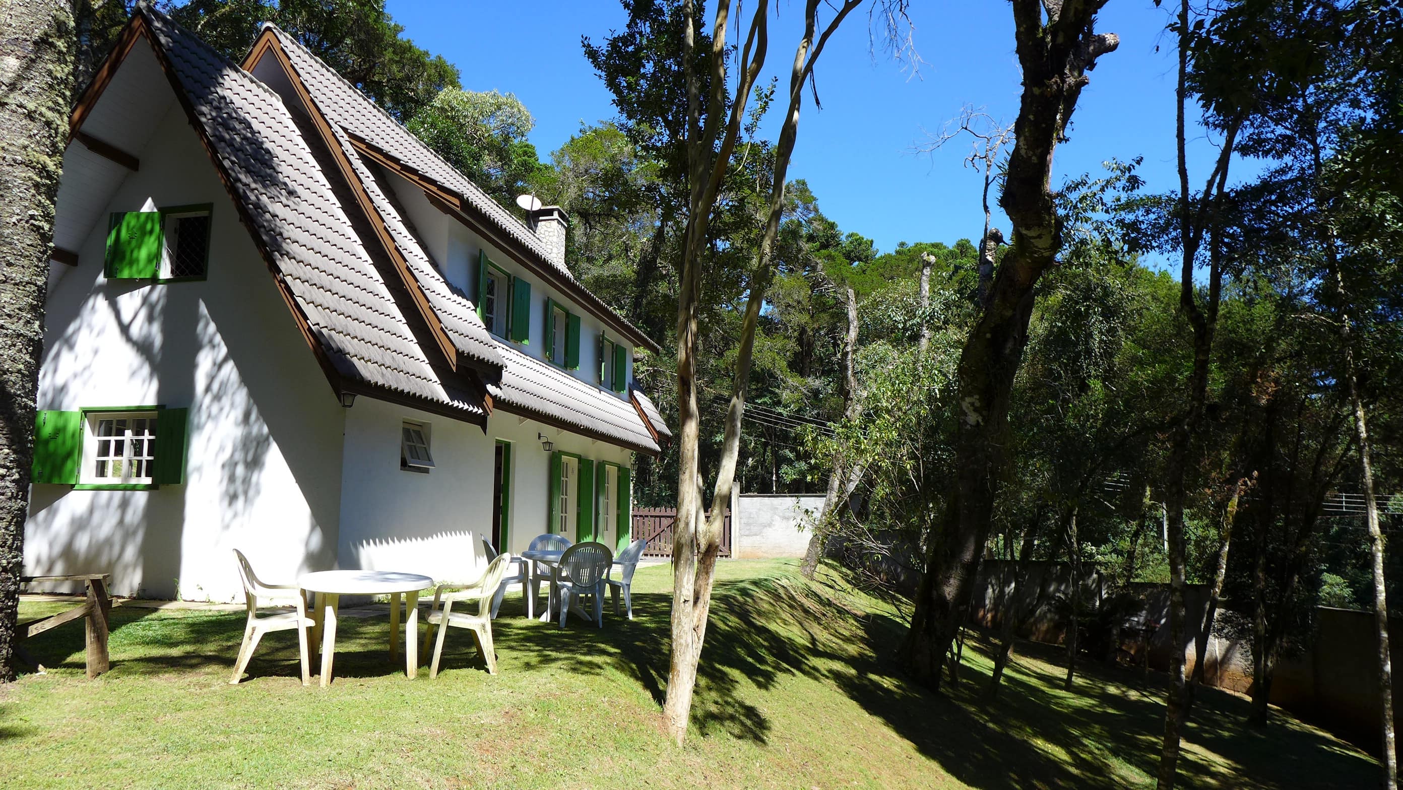 Chalés encantadores em Monte Verde
