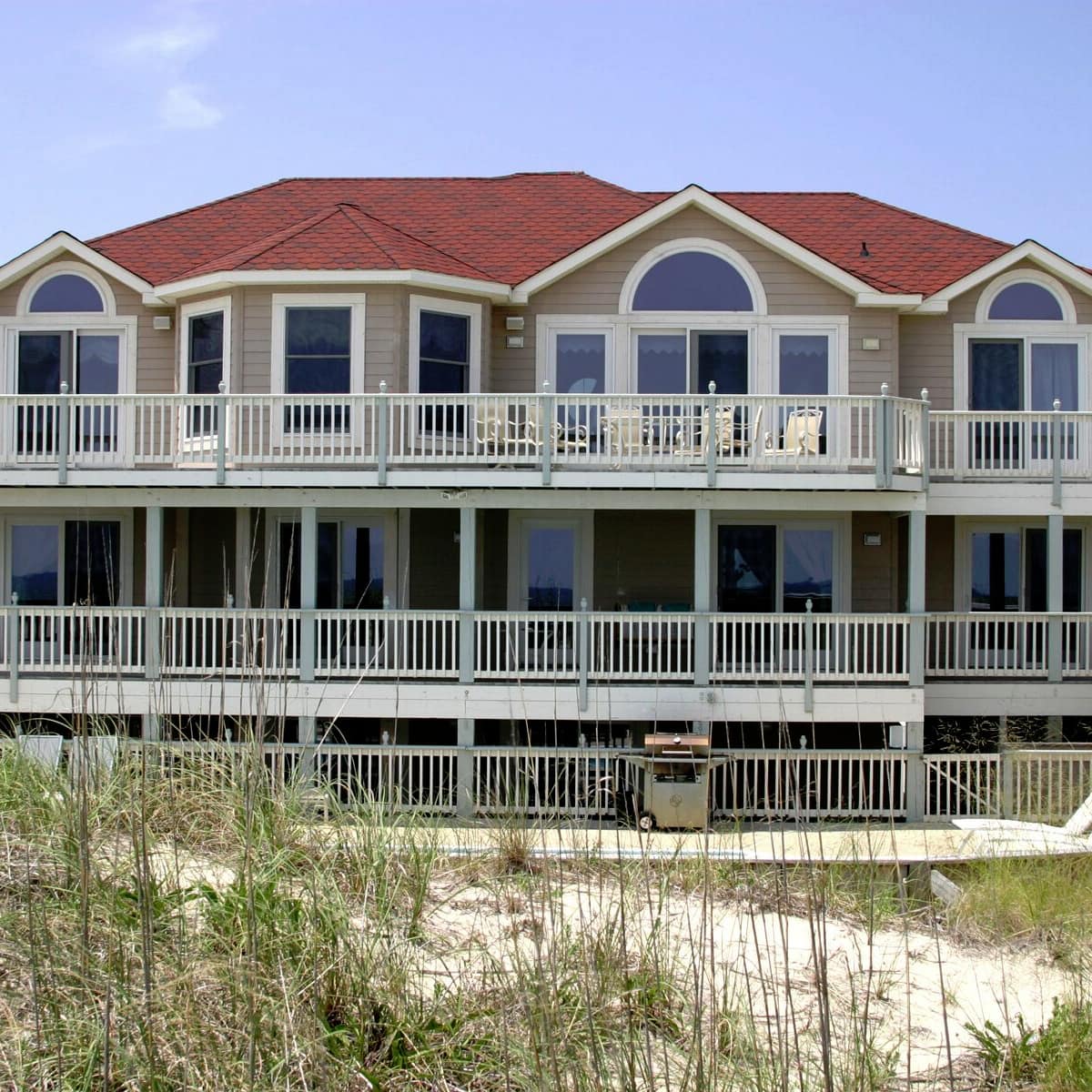Apartments in large, oceanfront North Carolina house