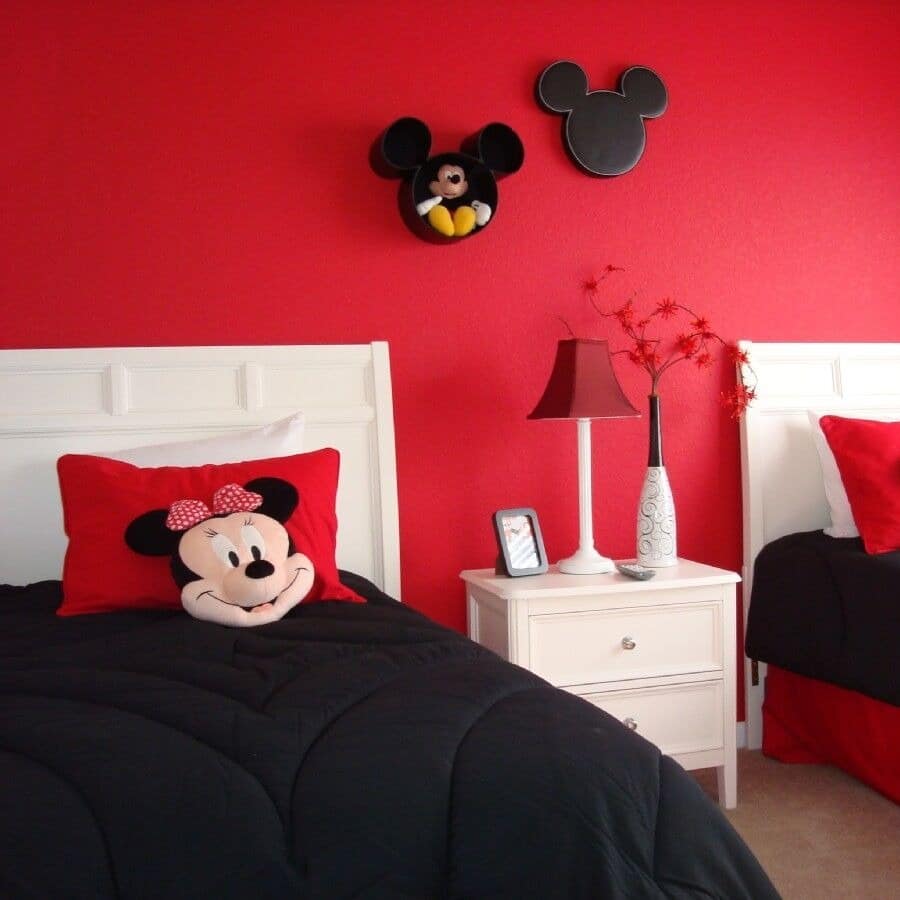 Disney-themed rooms will please the kids in Orlando vacation rentals
