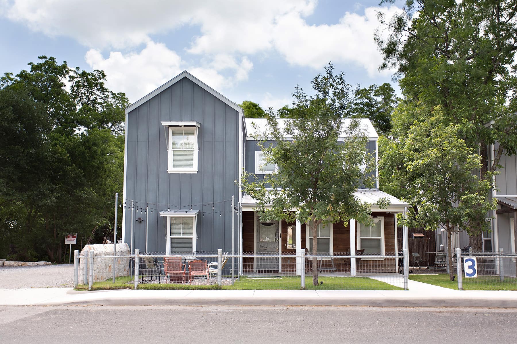 This 3-bedroom farmhouse in Fredericksburg sleeps up to 10 people.