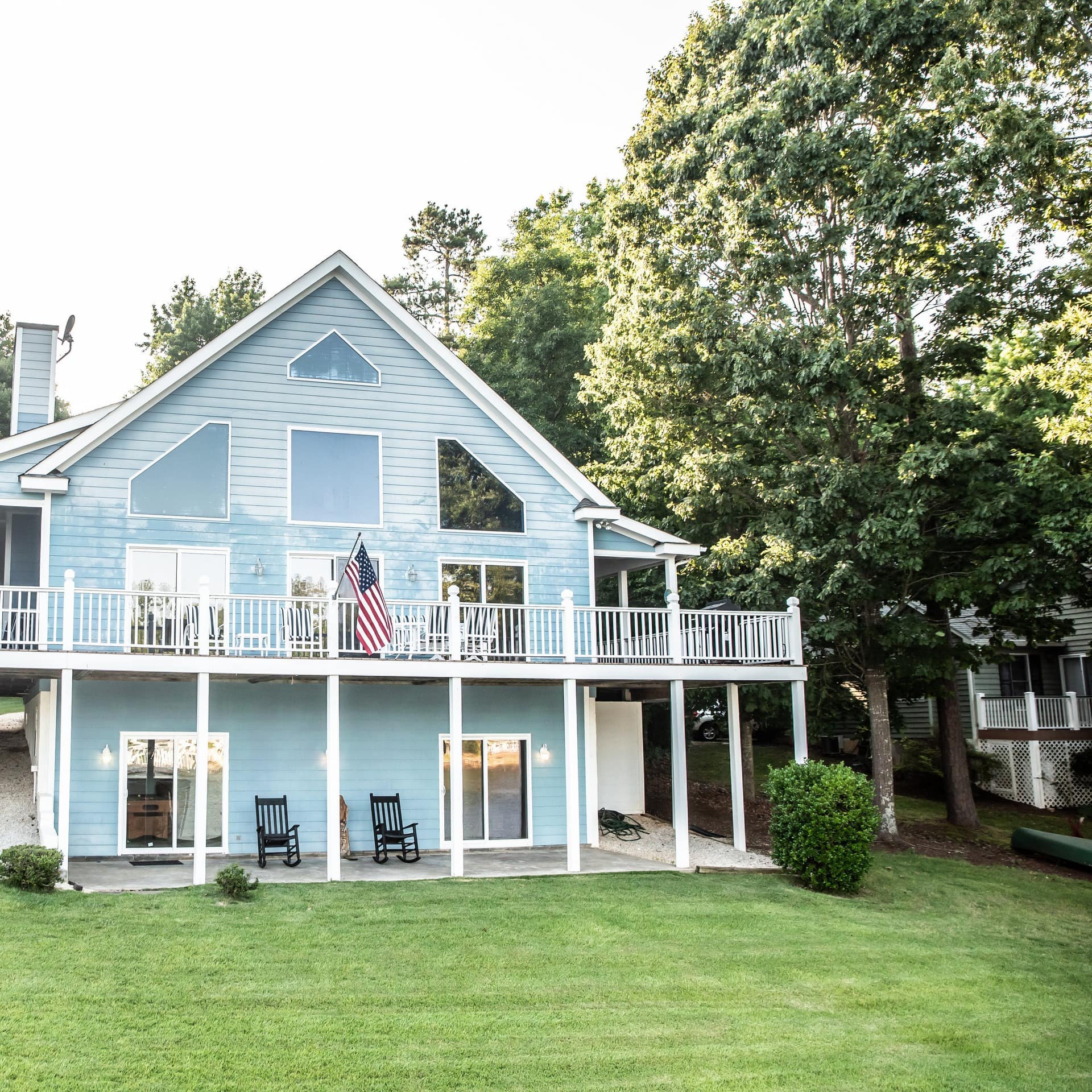 A four-bedroom, pet-friendly vacation rental at Lake Gaston that sleeps 20 guests