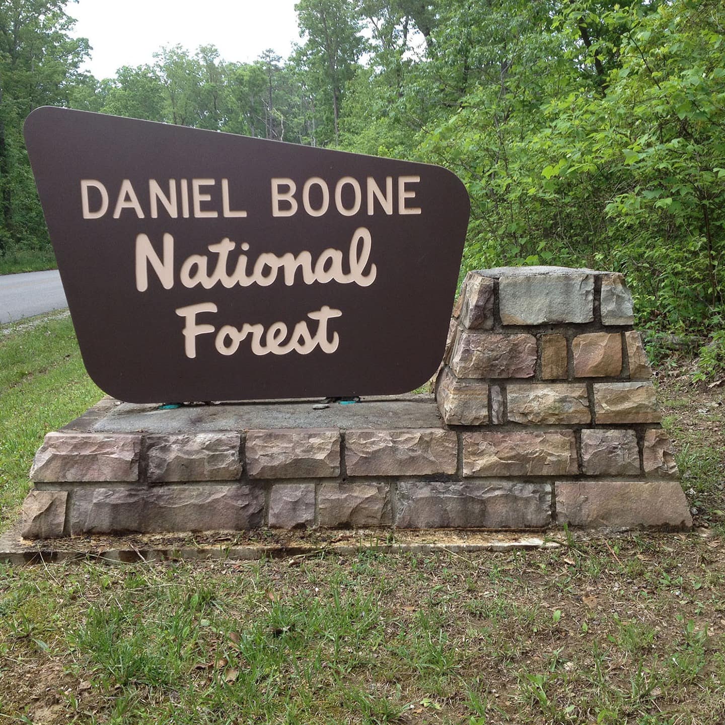 Sign for the Daniel Boone National Forest near Lake Cumberland