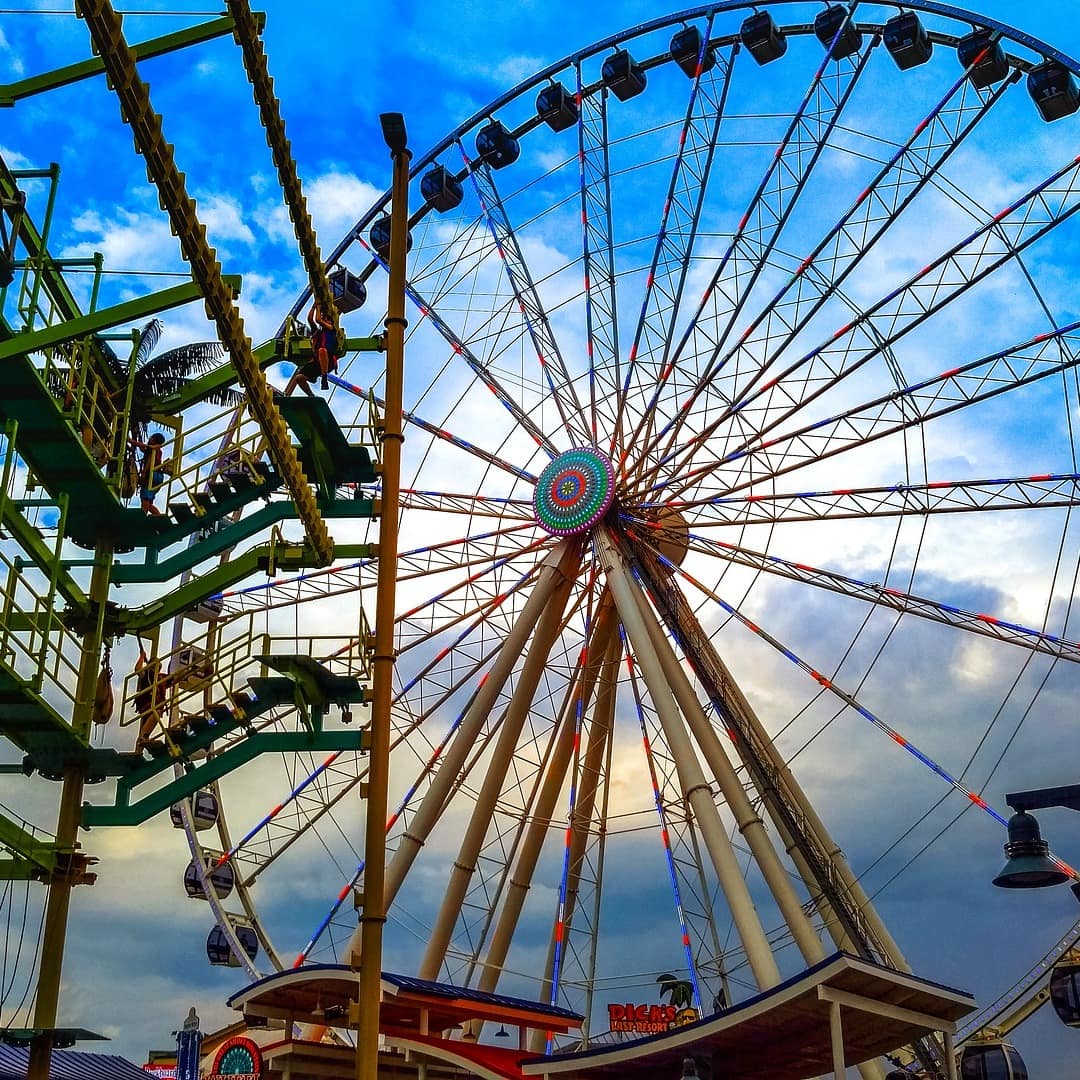 A Ferris wheel offers adrenaline rushes and amazing views in Pigeon Forge