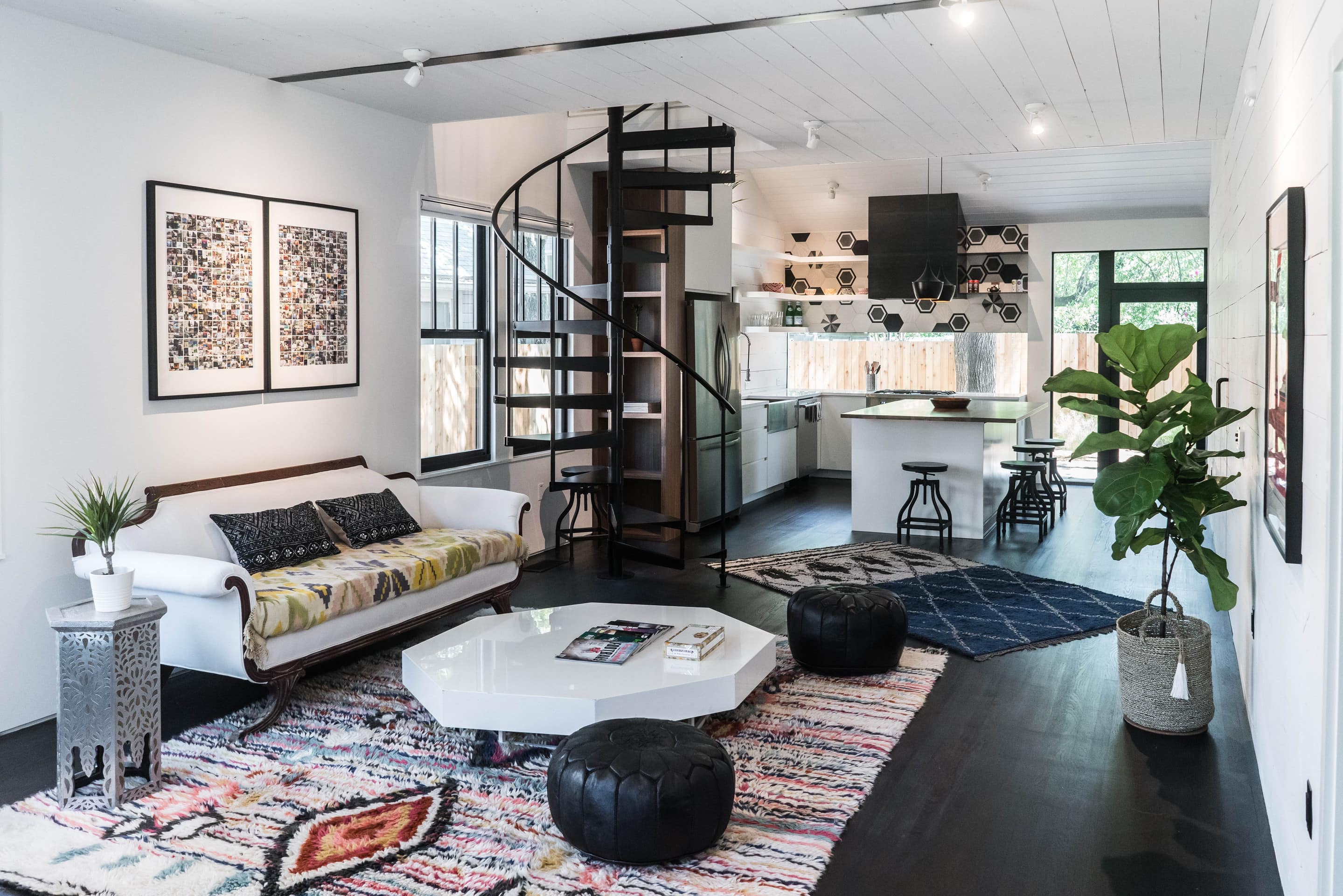 This 2-bedroom house in the heart of Austin sleeps up to 4 guests