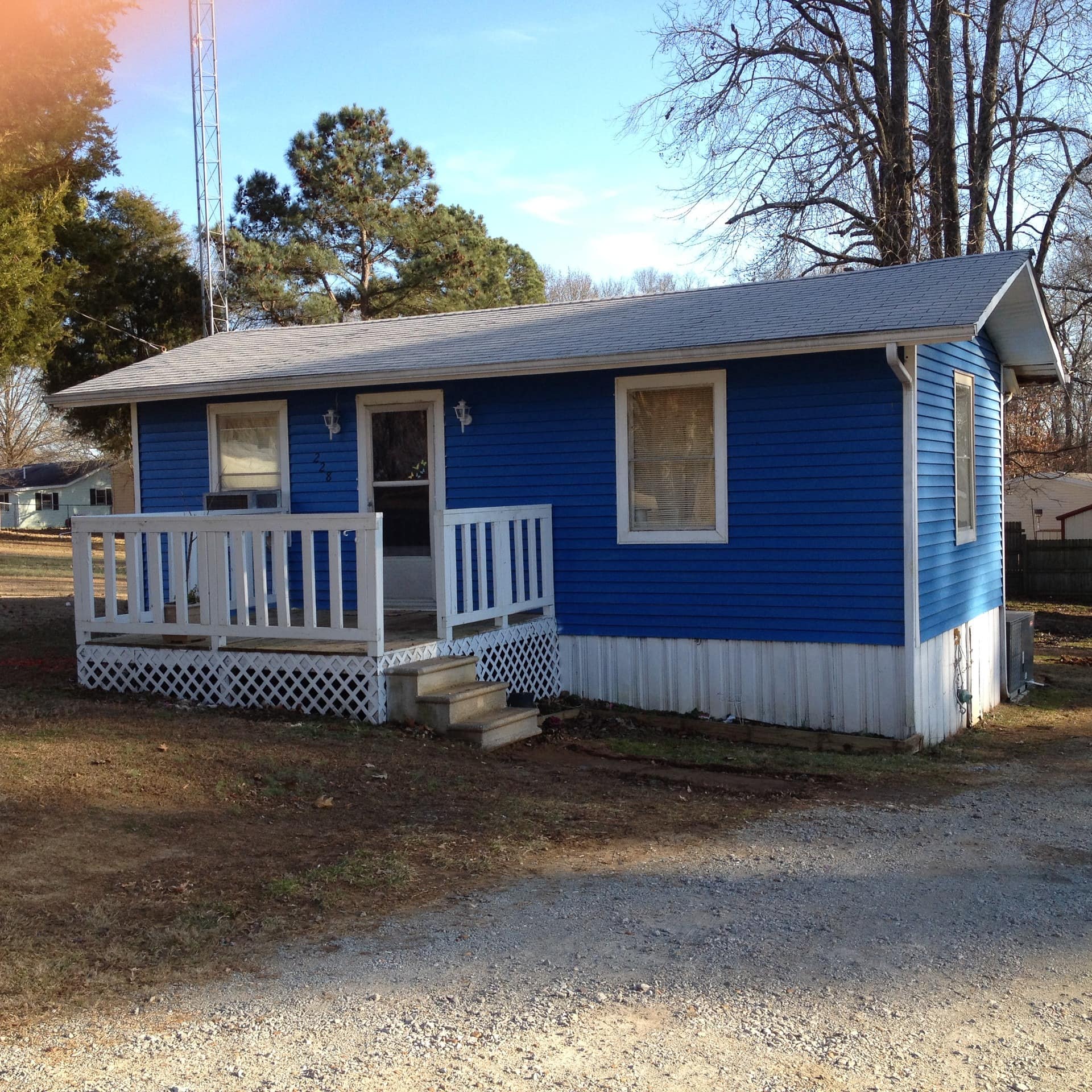 This colorful, cozy cabin in Springville, TN is a low-key pick with a full kitchen and a BBQ grill.