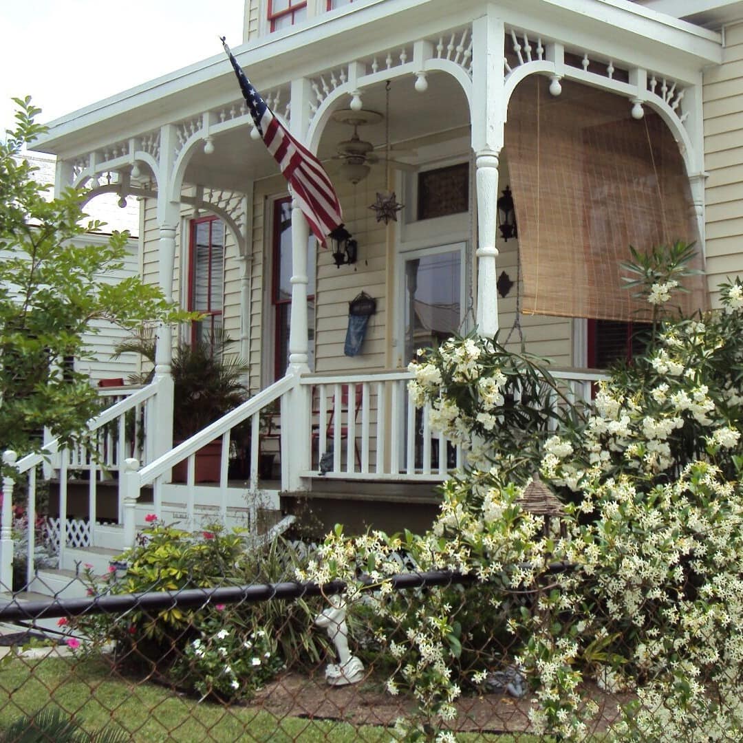 A handsome historic home in Galveston