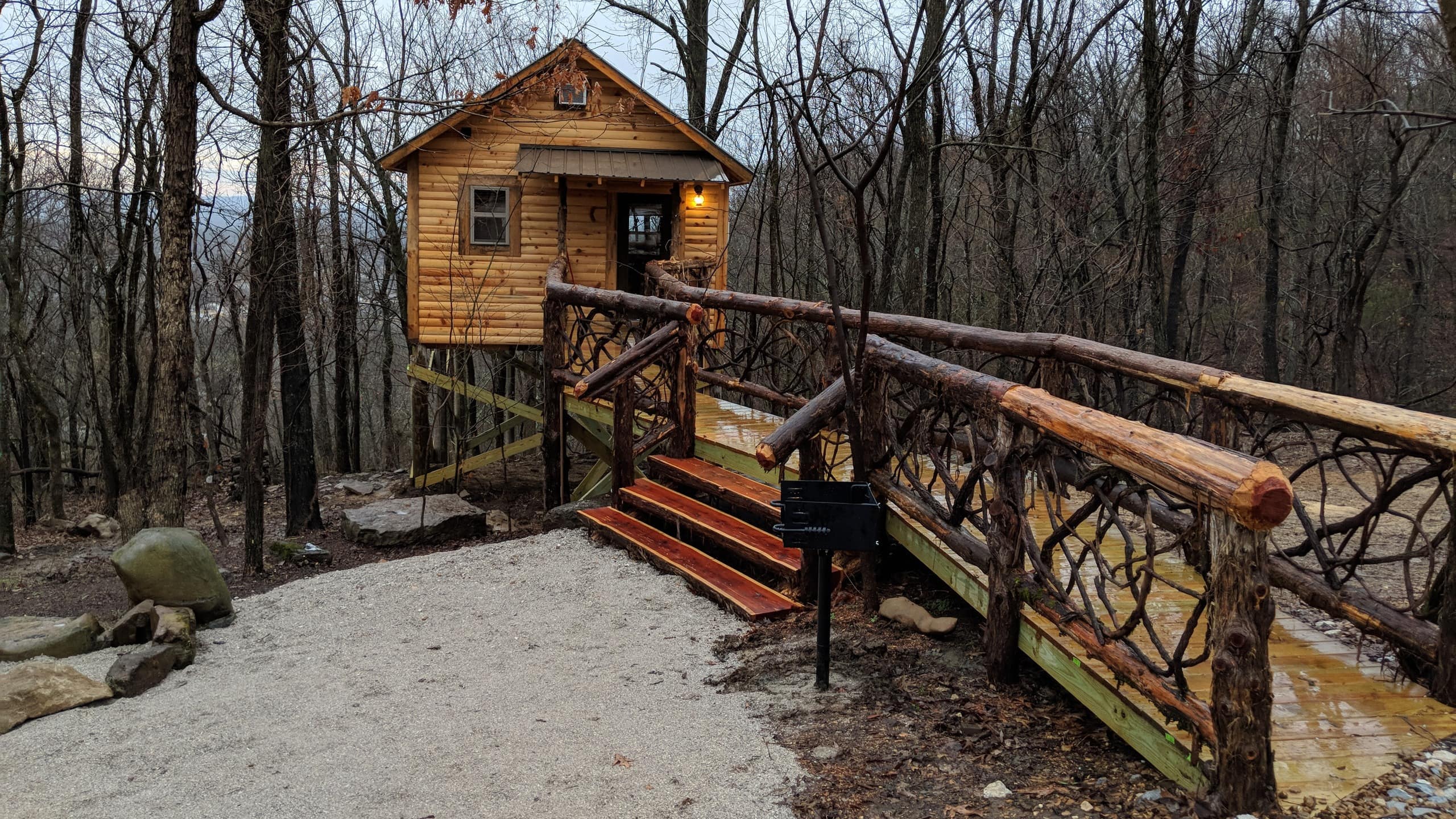 Treehouses in Arkansas – a guide
