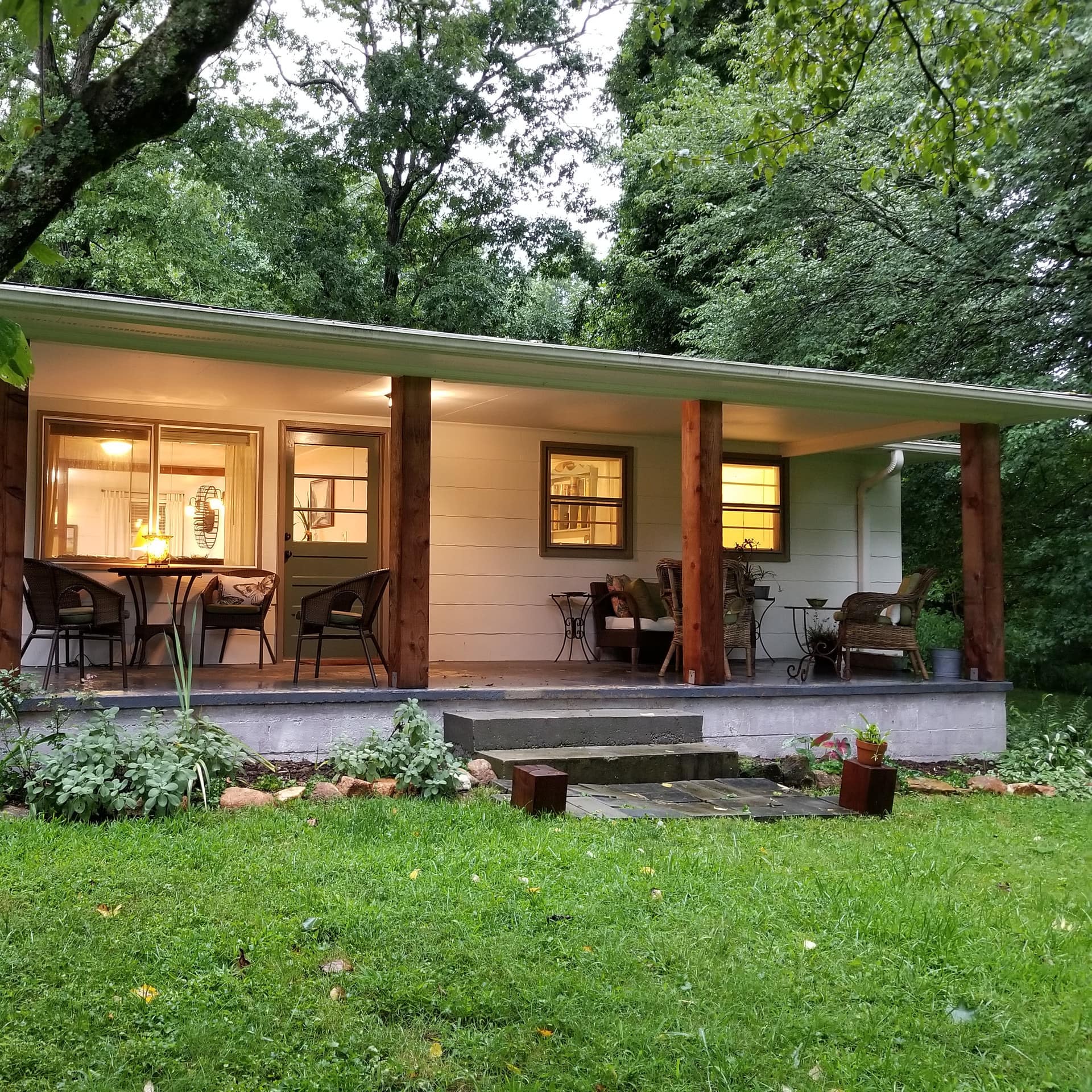 Snug cabins in Mountain City offer the best of both worldsólocal sights and easy access to Helen.