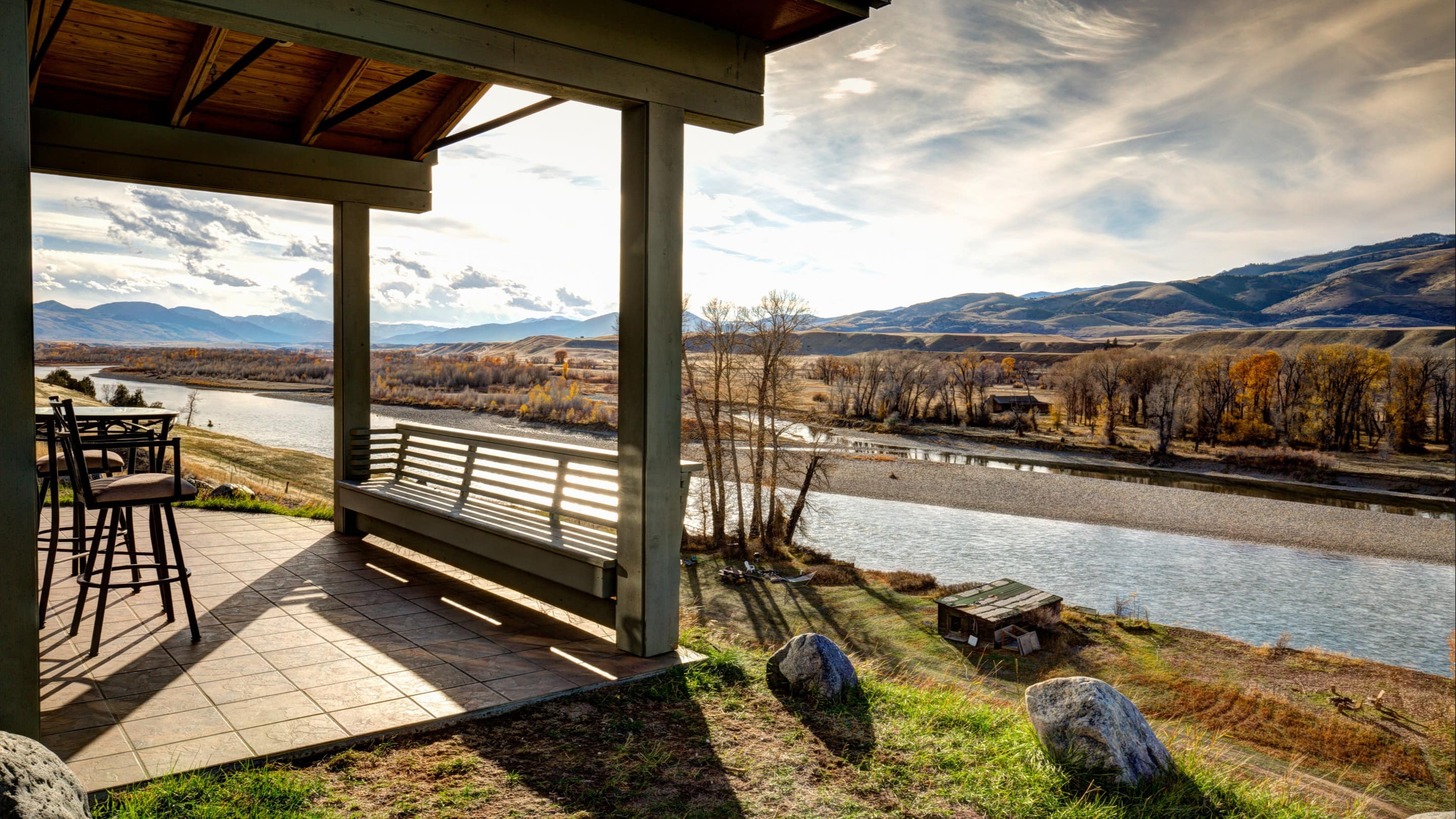 Escape and explore – glamping in Montana