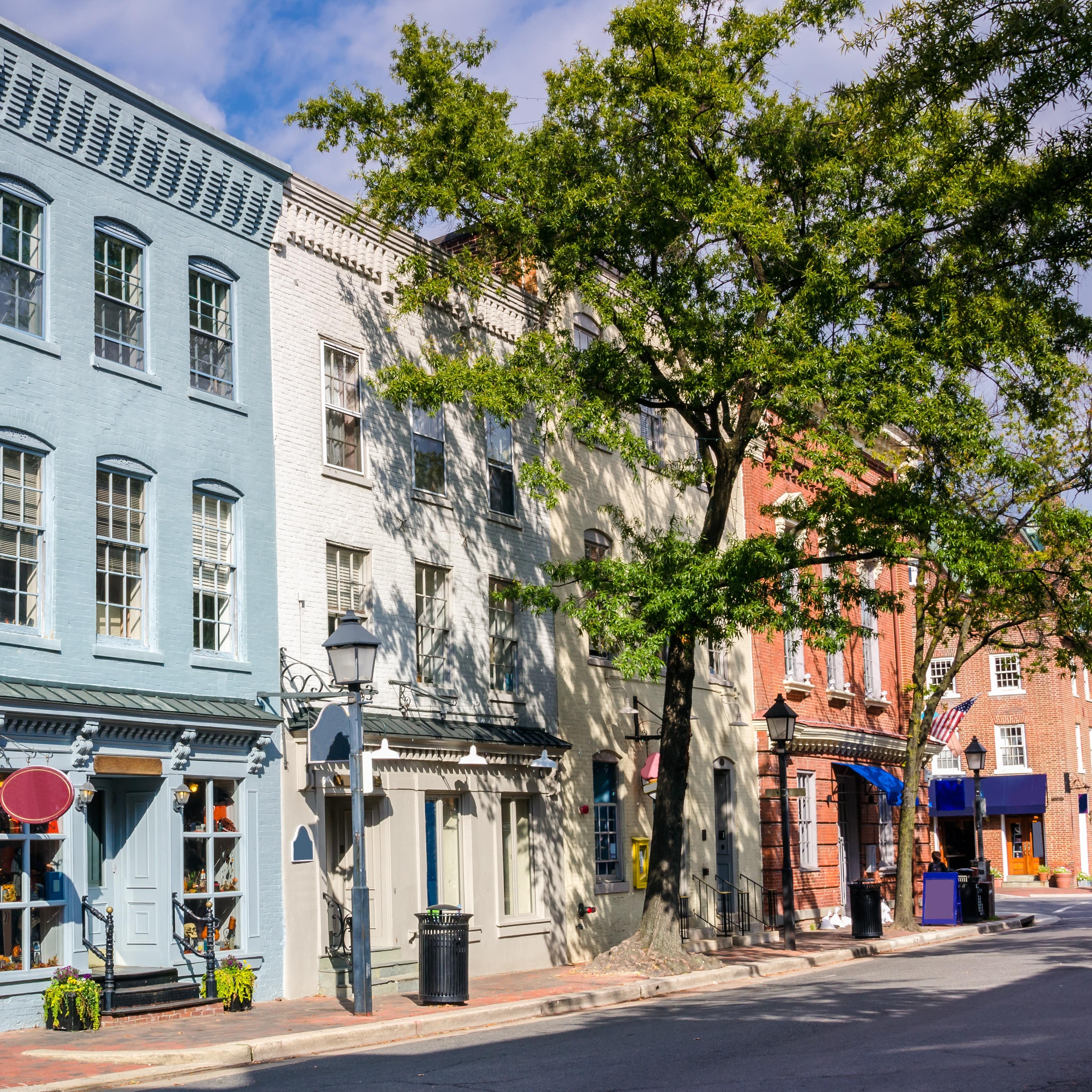 Old Town Alexandria offers plenty of shopping and dining options